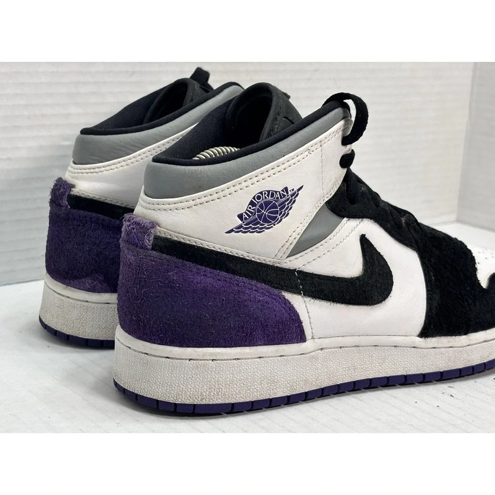 Air Jordan 1 Mid SE Varsity Purple‎ Suede GS 6.5Y BQ6931-105 Black White Shoes